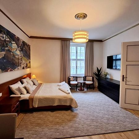 Witrina Apartments Загреб Экстерьер фото